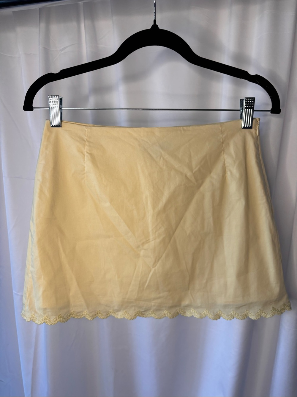 Women's yellow Lace-Trim Mini Skirt